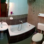 Explorer Apartment